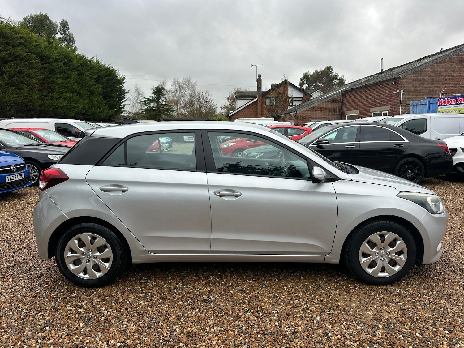 Used Hyundai i20 2016 for sale - 76688828: Photo 6