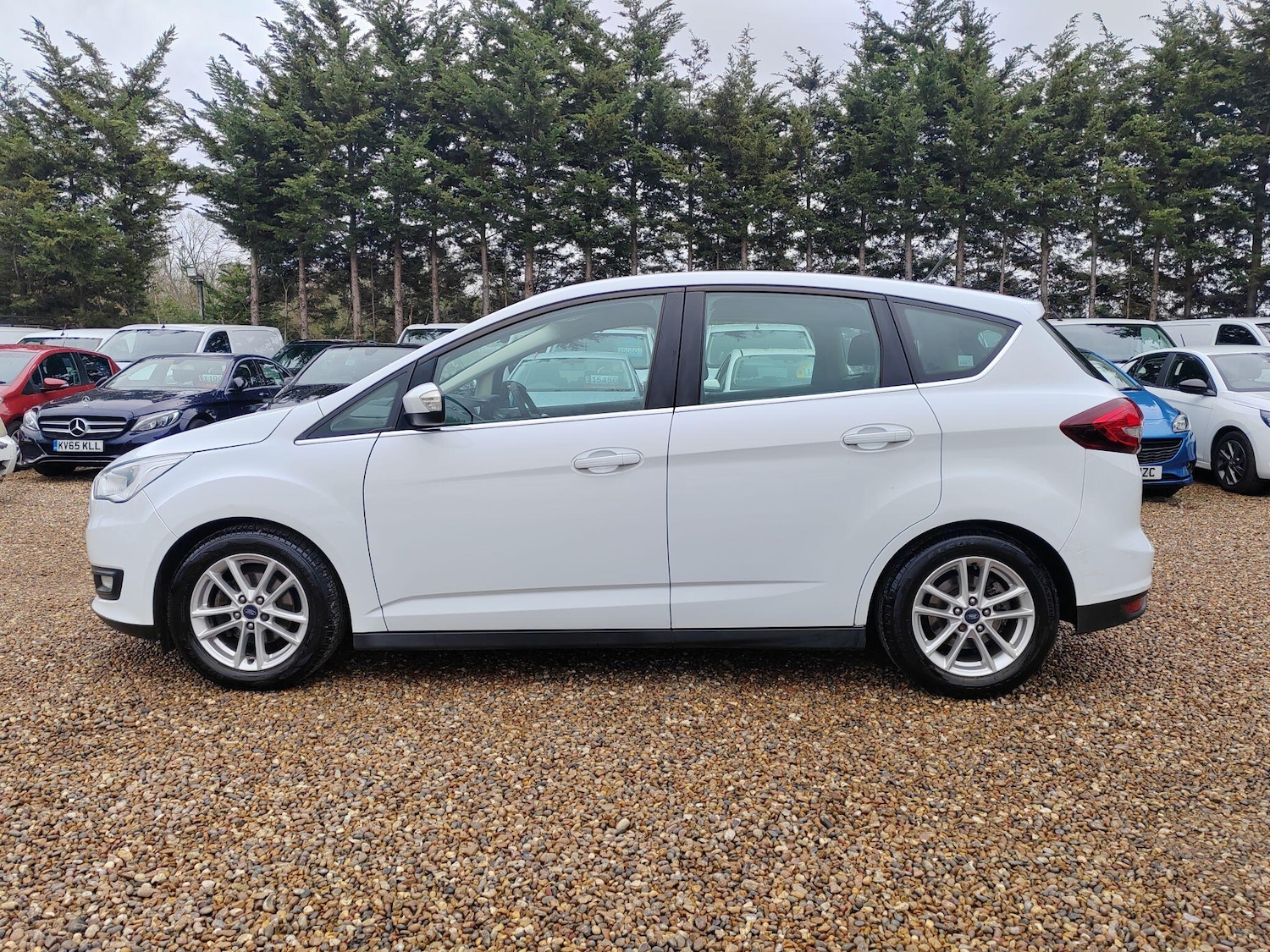 Used Ford C-Max 2017 for sale - 78185763: Photo 2