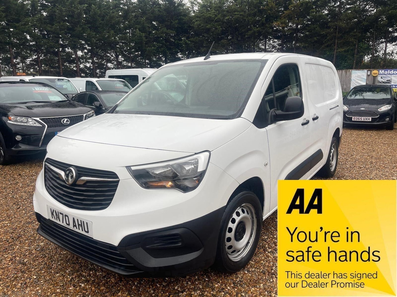 Used Vauxhall Combo 2020 for sale - 77738764: Photo 1