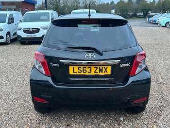 Used Toyota Yaris 2013 for sale - 77331141: Photo