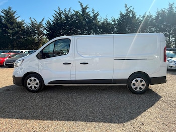 Used Renault Trafic 2023 for sale - 79212838: Photo