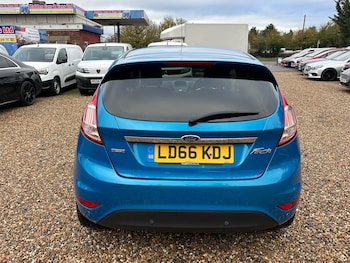 Used Ford Fiesta 2016 for sale - 76714989: Photo