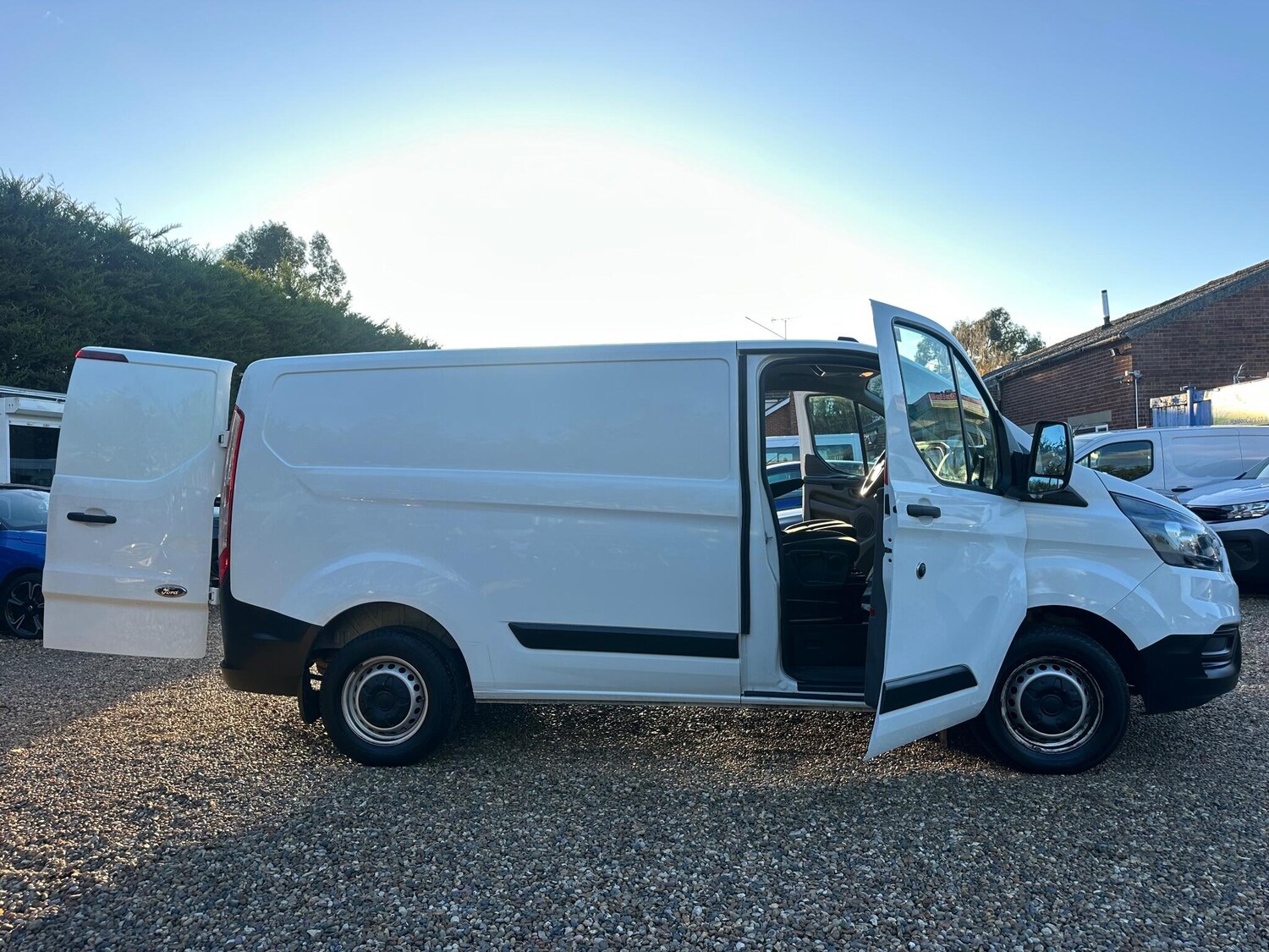 Used Ford Transit Custom 2021 for sale - 76472990: Photo 25