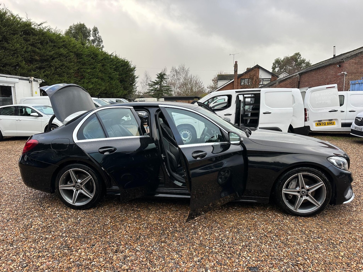 Used Mercedes-Benz C Class 2018 for sale - 76801081: Photo 22