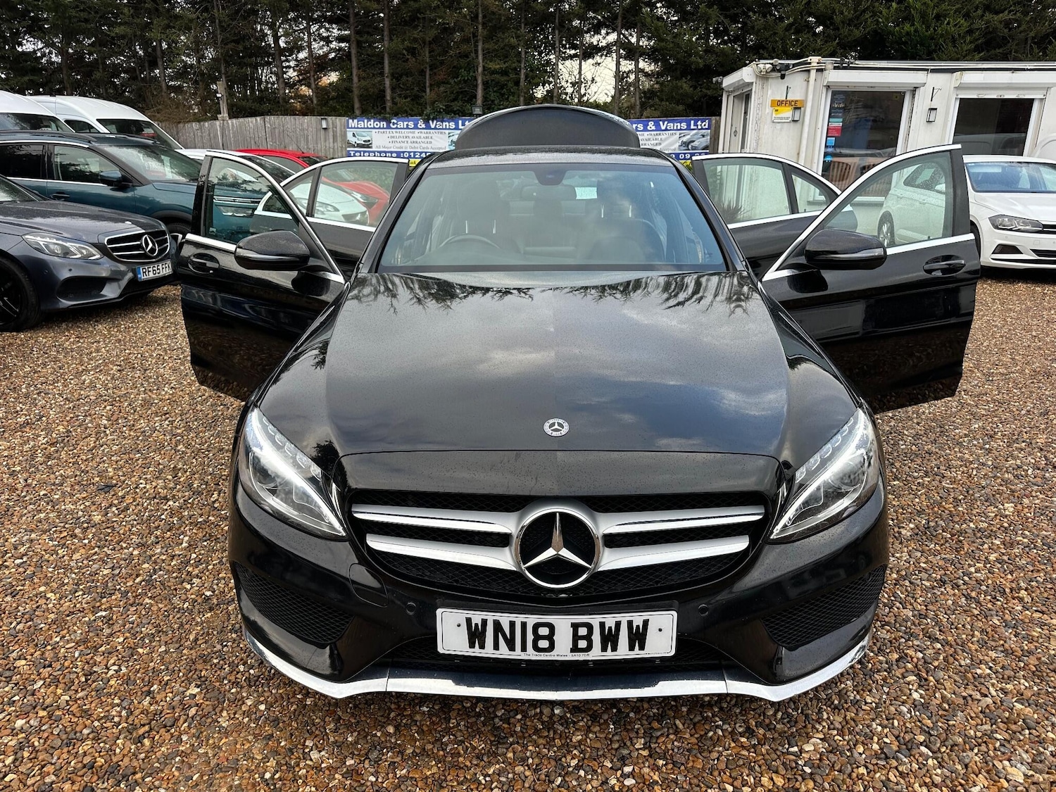 Used Mercedes-Benz C Class 2018 for sale - 76801081: Photo 24