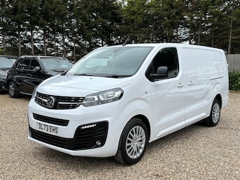 Vauxhall Vivaro feature image