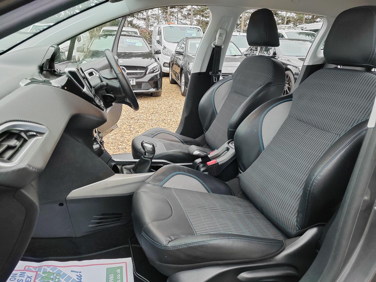 Used Peugeot 2008 2015 for sale - 77066635: Photo 16