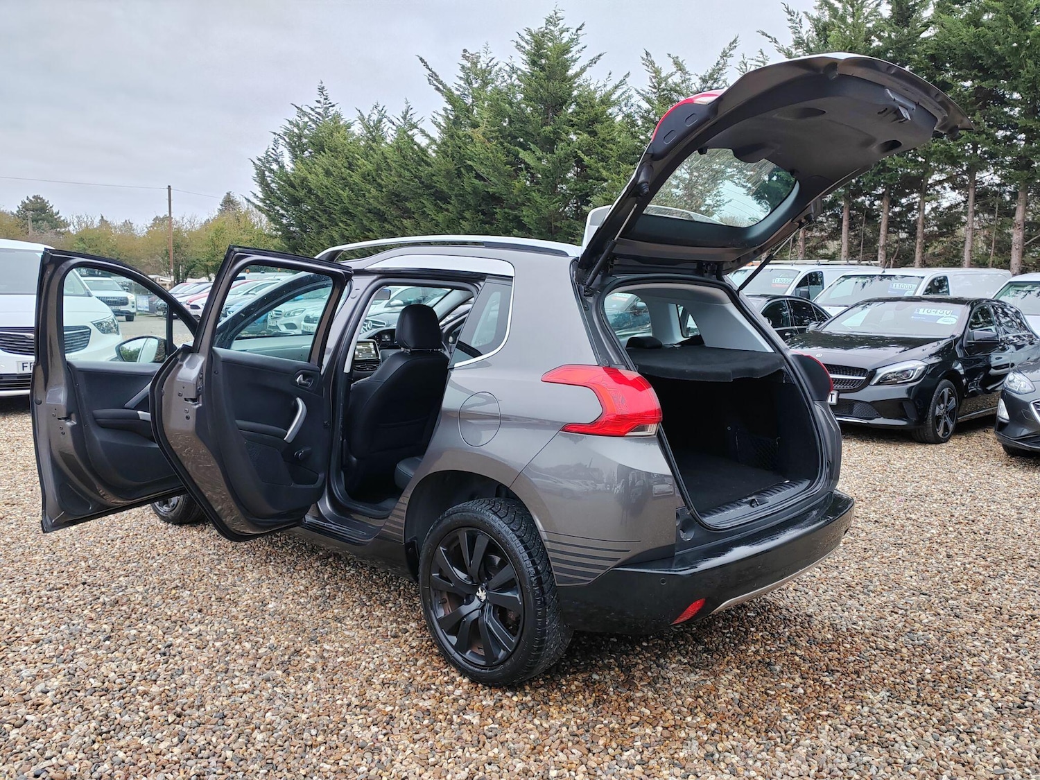 Used Peugeot 2008 2015 for sale - 77066635: Photo 19