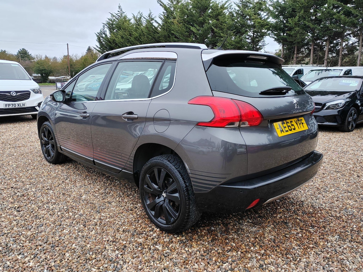 Used Peugeot 2008 2015 for sale - 77066635: Photo 3