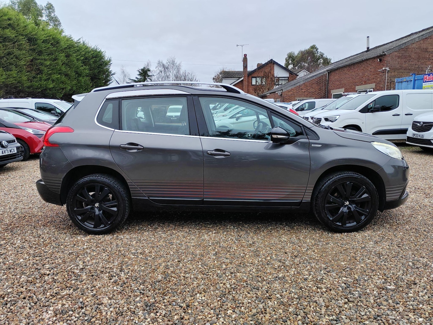 Used Peugeot 2008 2015 for sale - 77066635: Photo 6