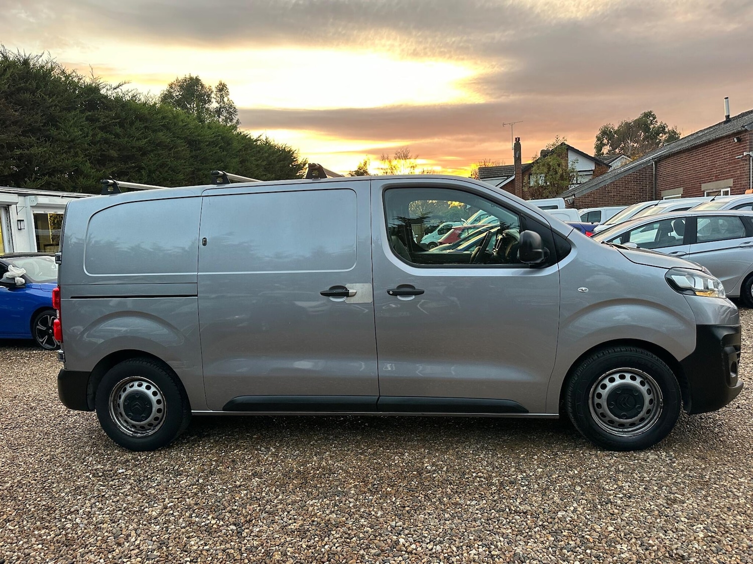 Used Citroen Dispatch 2019 for sale - 76485398: Photo 6