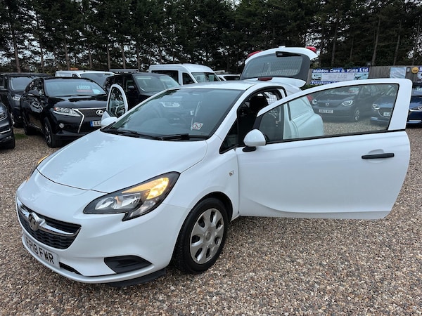 Used Vauxhall Corsa Van 2018 for sale - 76306992: Photo 17
