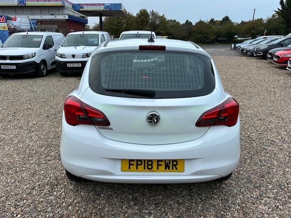 Used Vauxhall Corsa Van 2018 for sale - 76306992: Photo 4