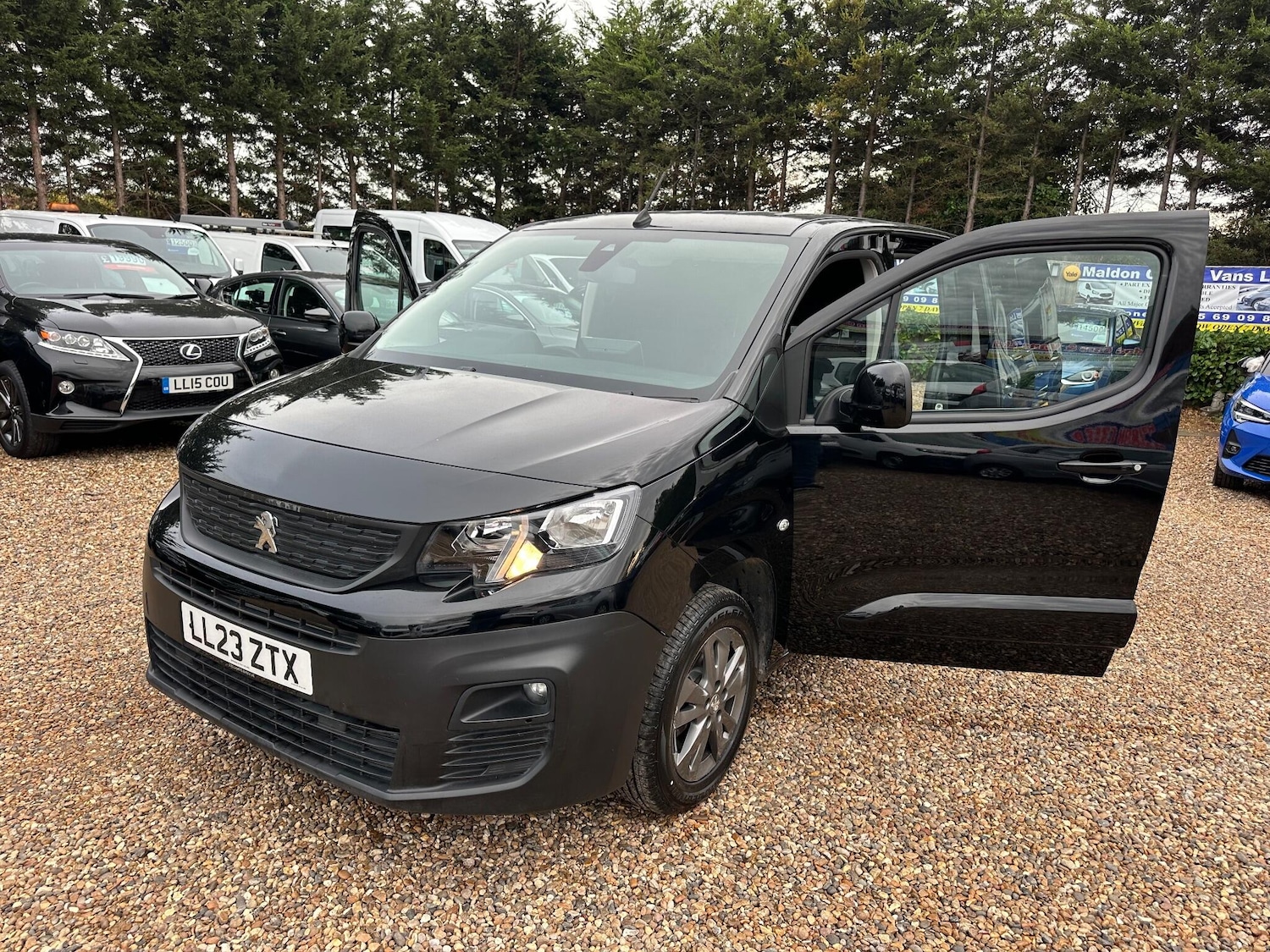 Used Peugeot Partner 2023 for sale - 76457304: Photo 21