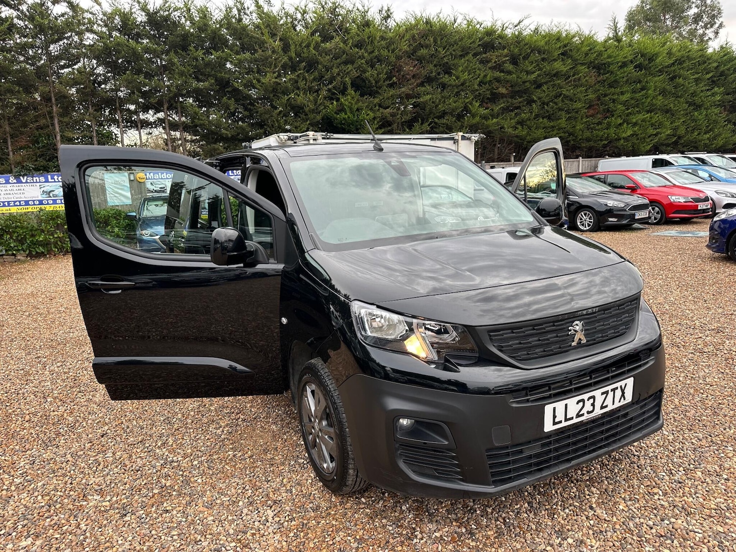 Used Peugeot Partner 2023 for sale - 76457304: Photo 27