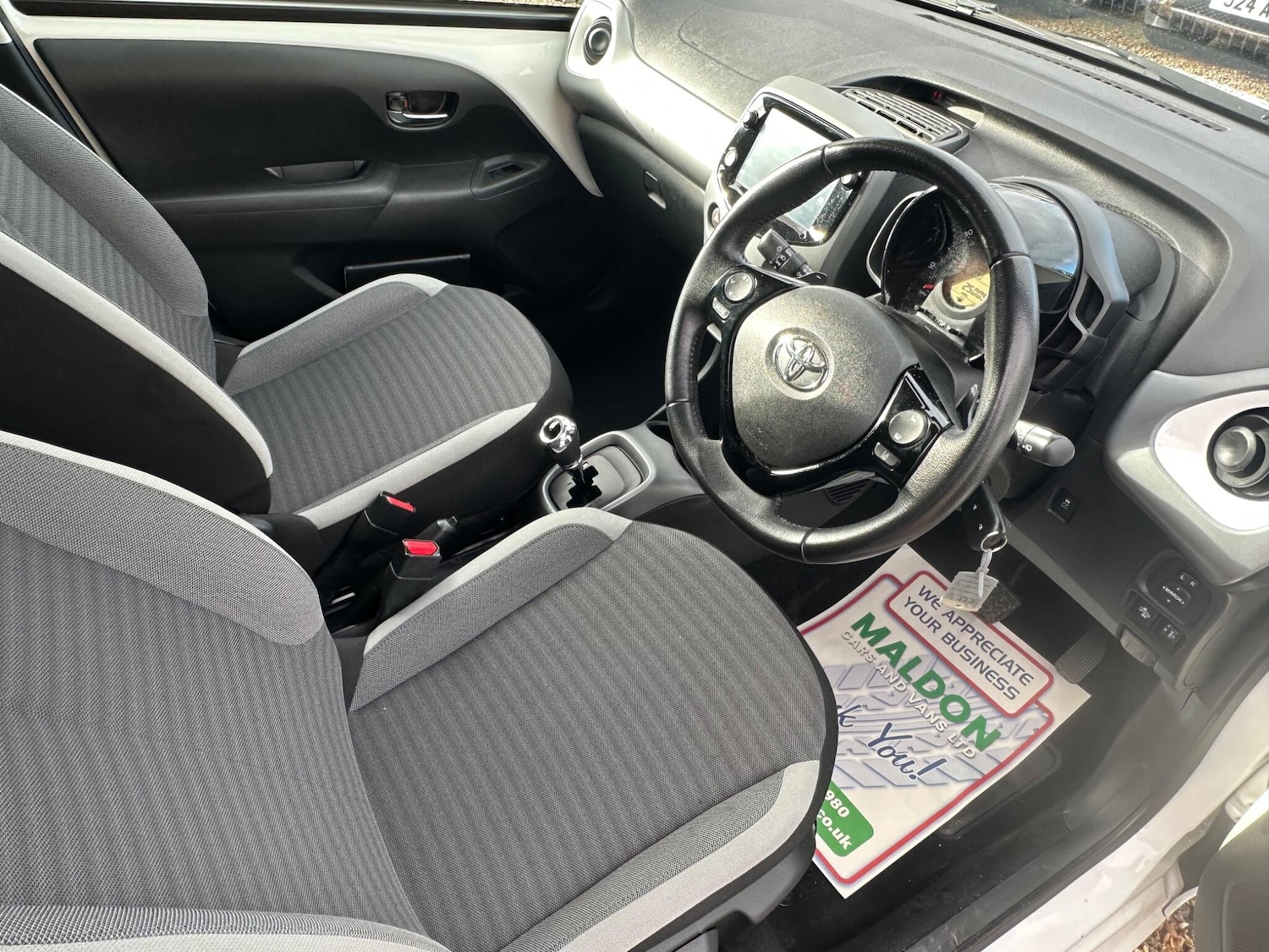 Used Toyota AYGO 2020 for sale - 77523925: Photo 9