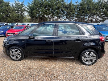 Used Citroen C4 Picasso 2016 for sale - 75747529: Photo