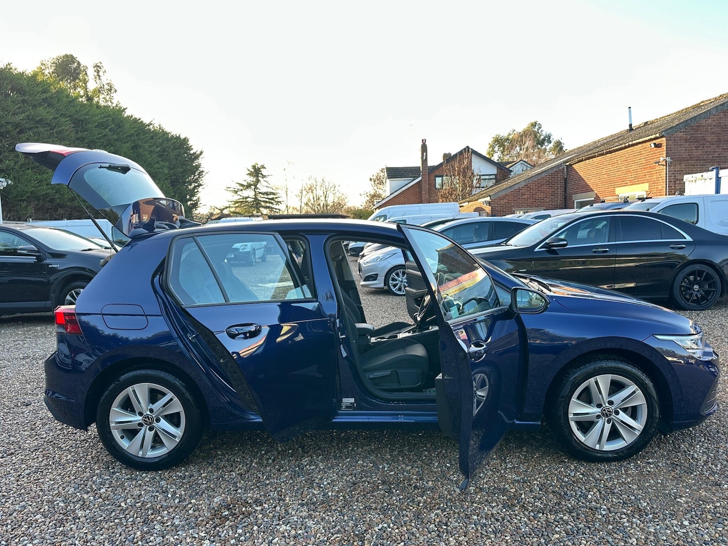 Used Volkswagen Golf 2023 for sale - 77229610: Photo 24