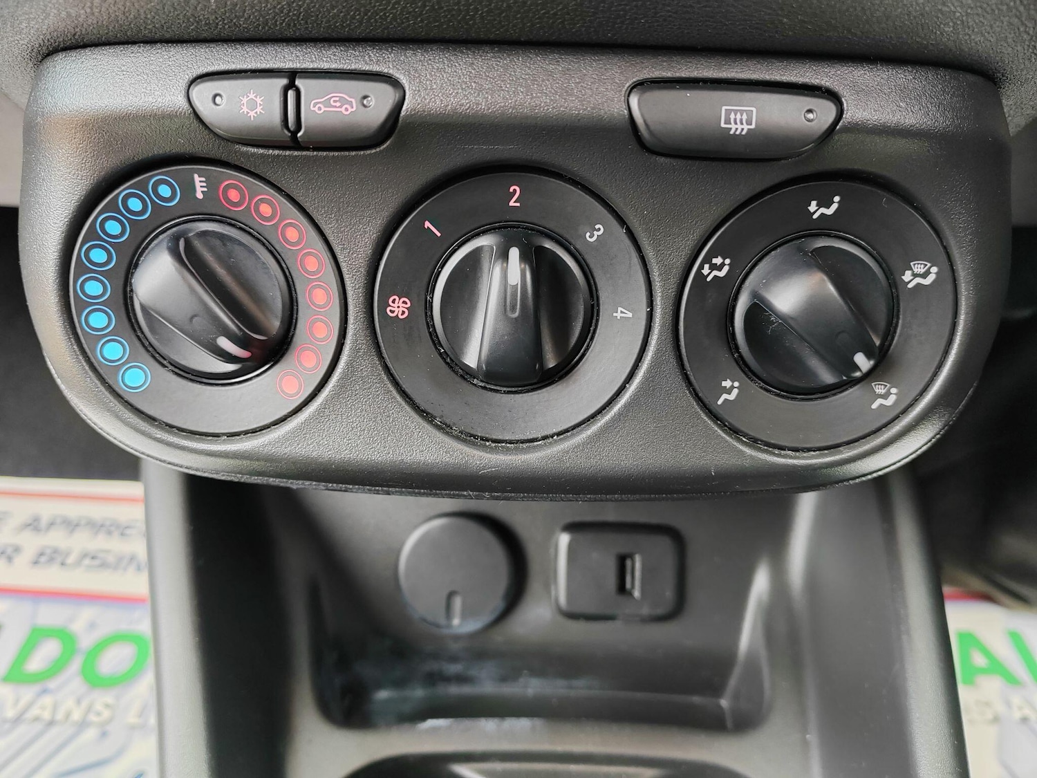 Used Vauxhall Corsa 2018 for sale - 77291517: Photo 19