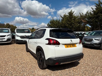 Used Peugeot 2008 2018 for sale - 79609607: Photo