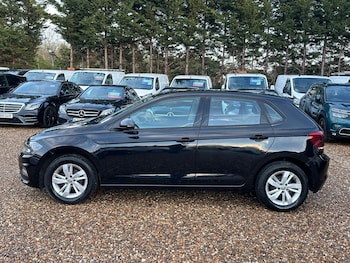 Used Volkswagen Polo 2018 for sale - 77040020: Photo