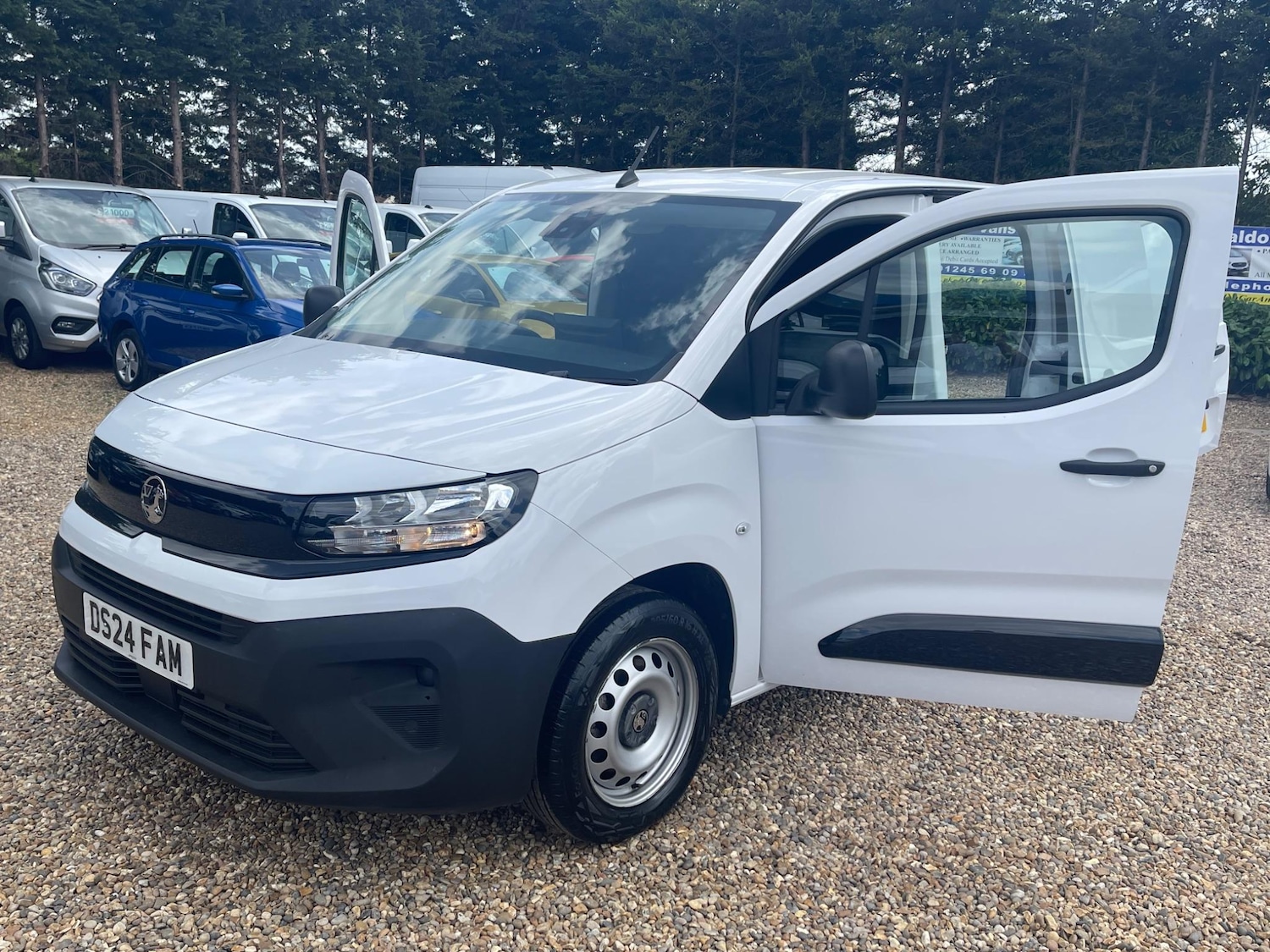 Used Vauxhall Combo 2024 for sale - 76994384: Photo 28