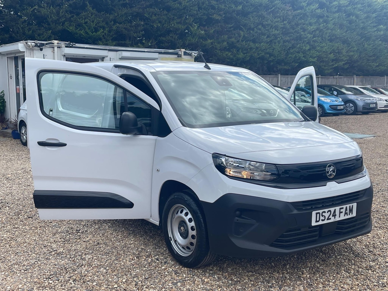 Used Vauxhall Combo 2024 for sale - 76994384: Photo 34