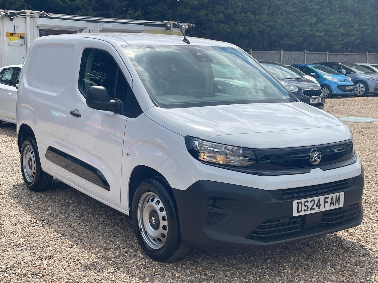 Used Vauxhall Combo 2024 for sale - 76994384: Photo 7