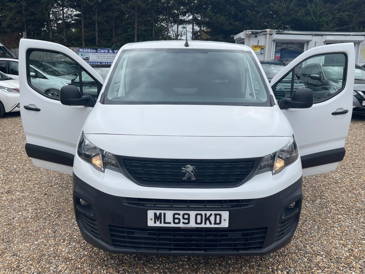 Vehicle 29