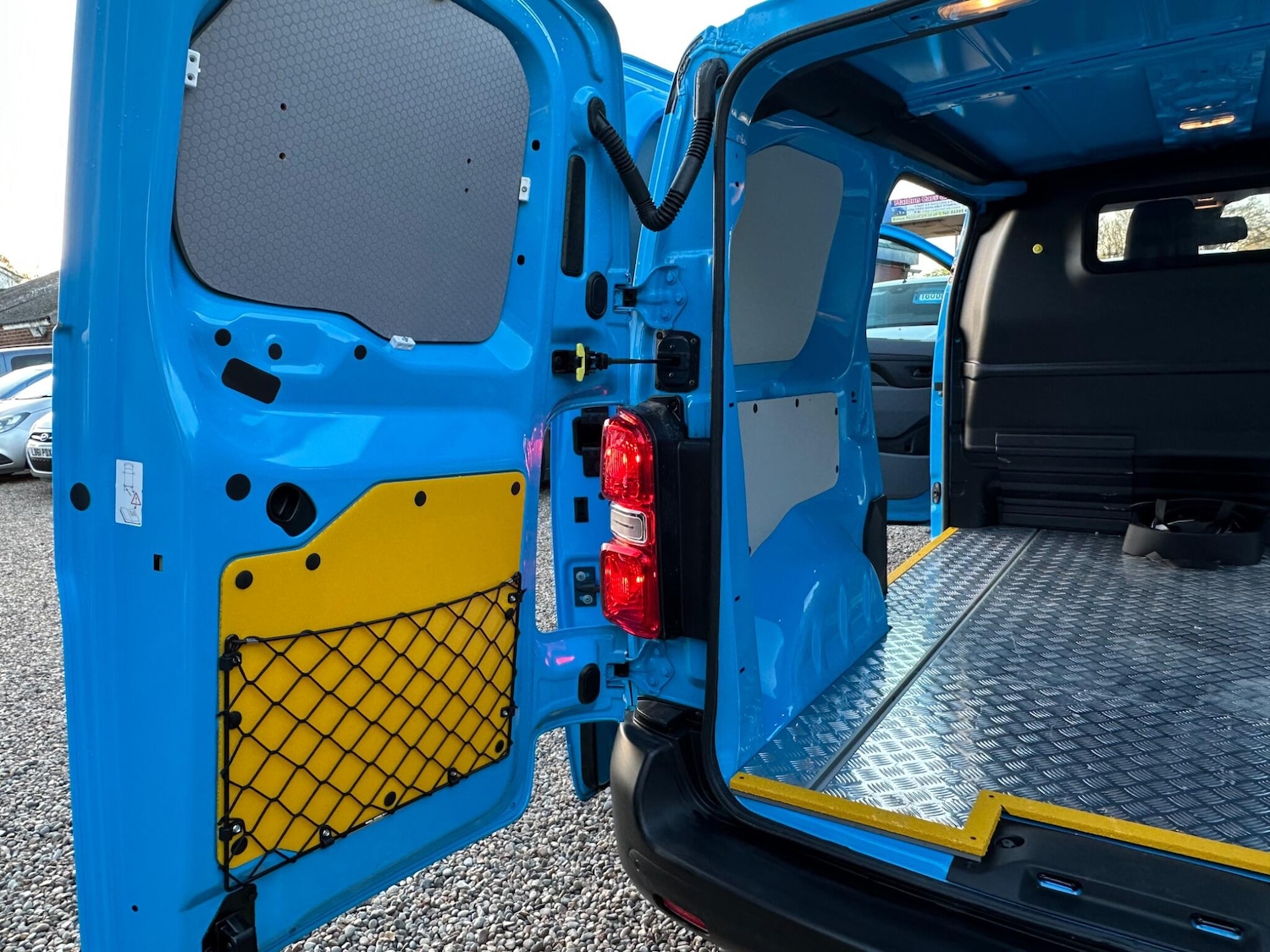 Used Vauxhall Vivaro 2022 for sale - 77982427: Photo 17