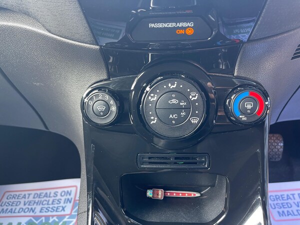 Used Ford Fiesta 2014 for sale - 75647386: Photo 15