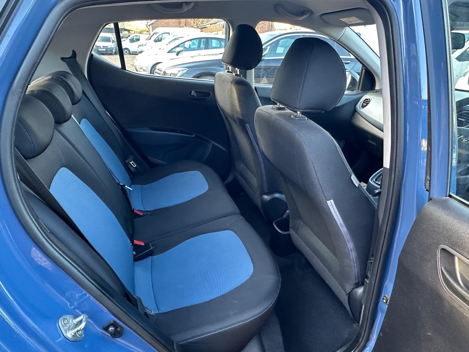 Used Hyundai i10 2014 for sale - 77066718: Photo 13