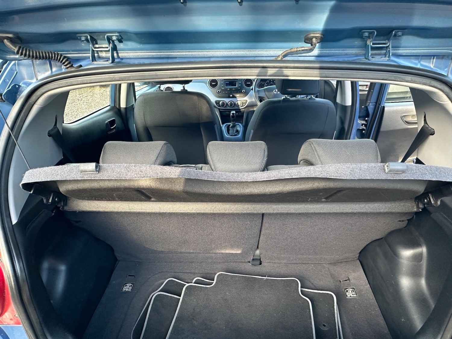 Used Hyundai i10 2014 for sale - 77066718: Photo 14