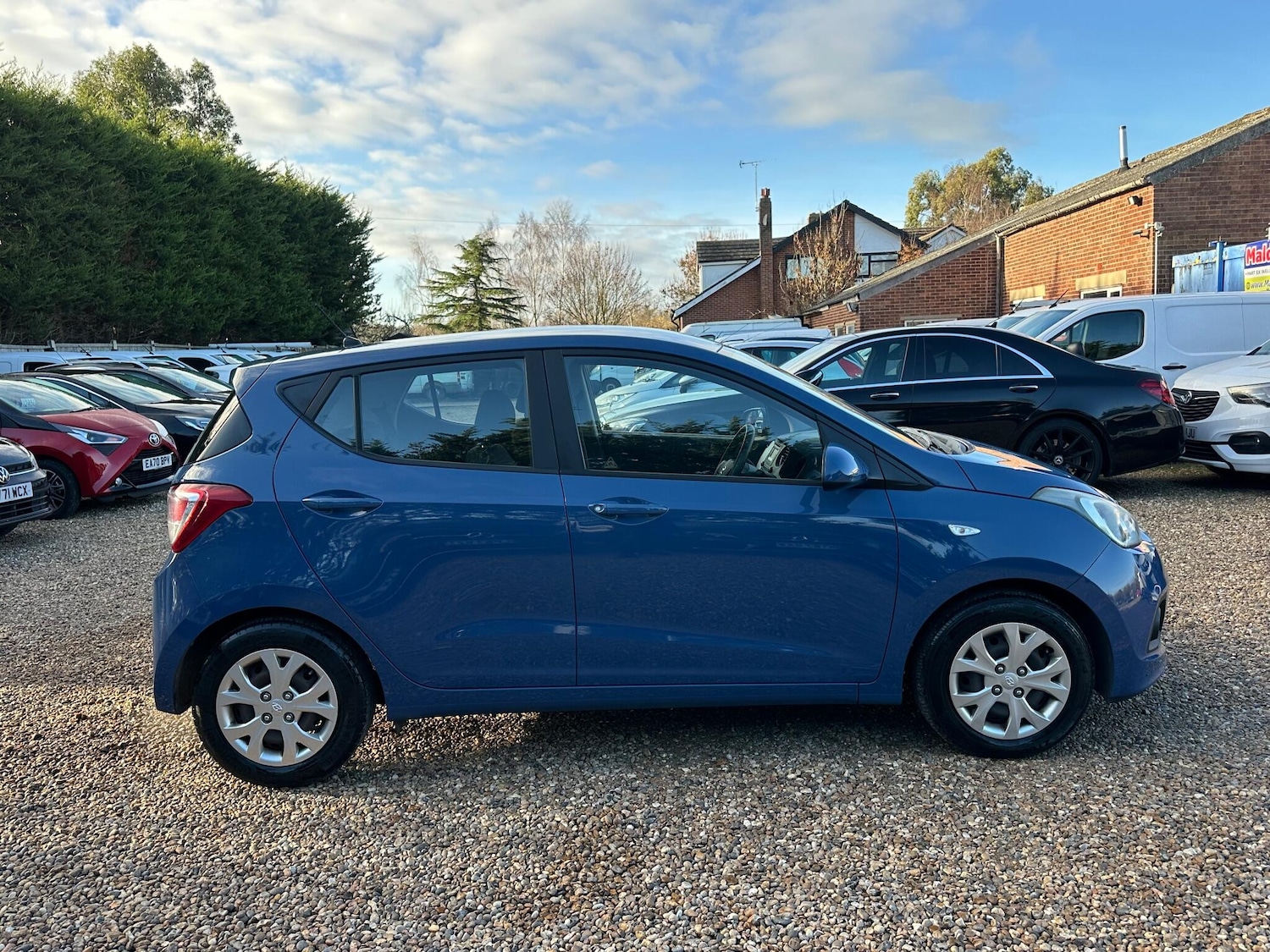 Used Hyundai i10 2014 for sale - 77066718: Photo 6