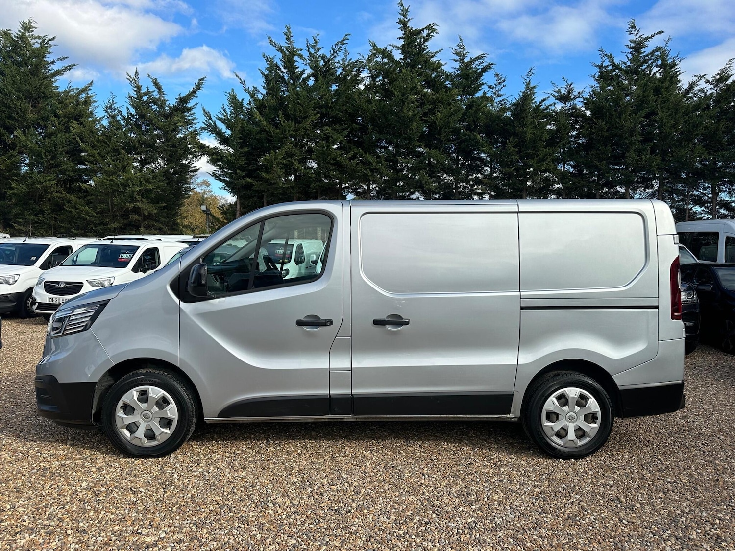 Used Renault Trafic for sale - 76996984: Photo 2