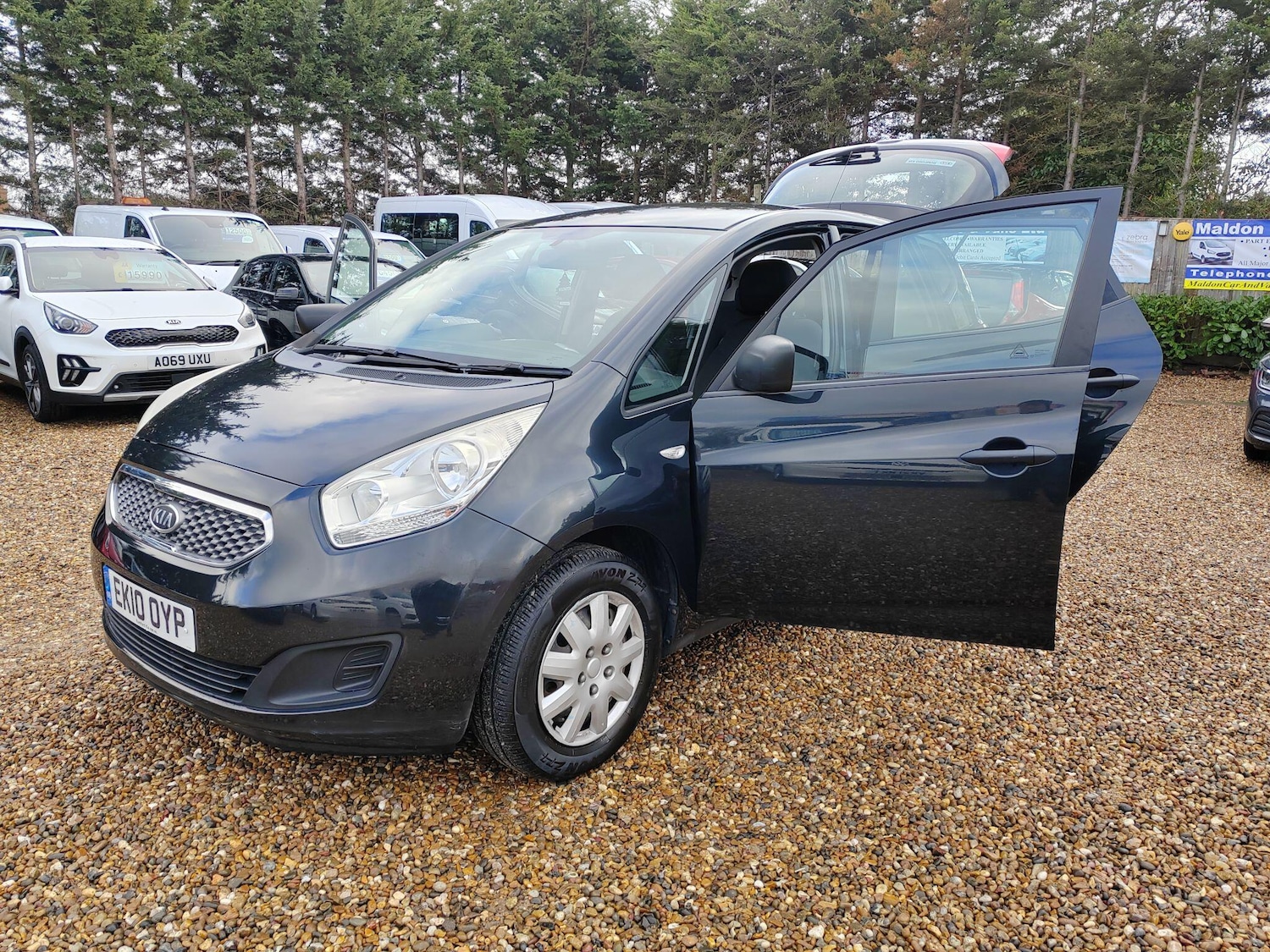 Used Kia Venga 2010 for sale - 77230135: Photo 19