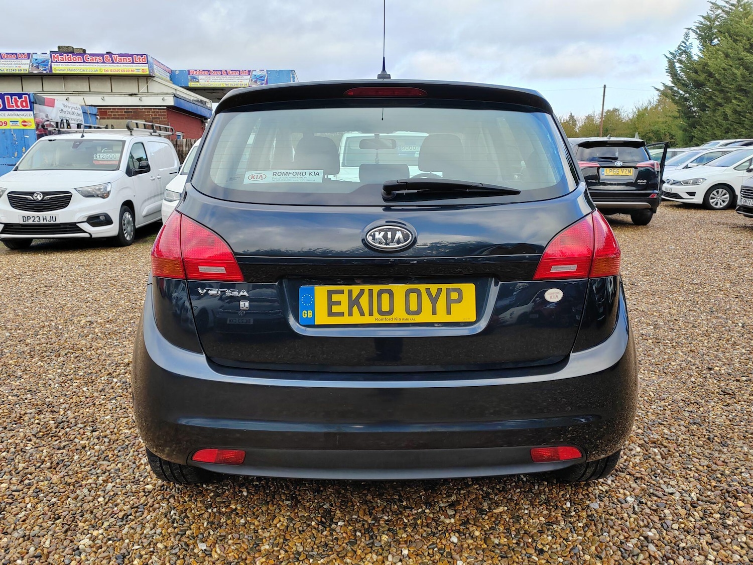 Used Kia Venga 2010 for sale - 77230135: Photo 4