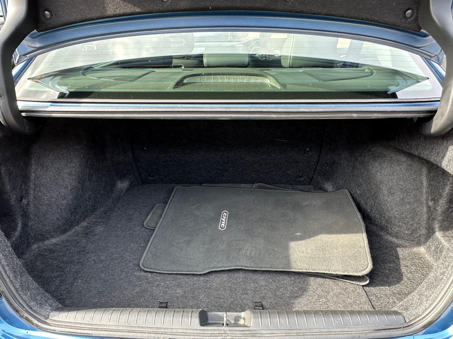 Used Honda Civic 2010 for sale - 78171456: Photo 15