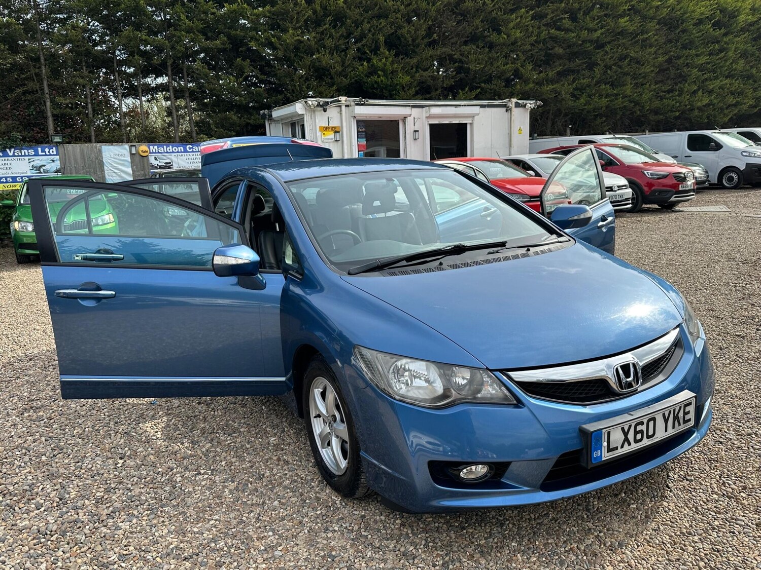 Used Honda Civic 2010 for sale - 78171456: Photo 25