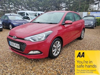 Used Hyundai i20 2015 for sale - 77440759: Photo