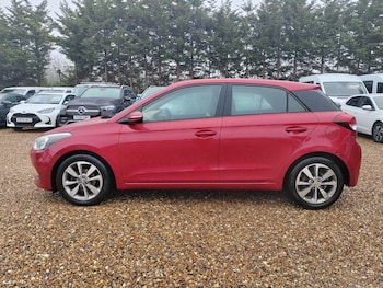 Used Hyundai i20 2015 for sale - 77440759: Photo