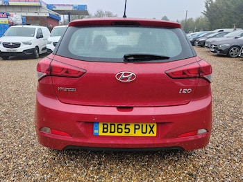 Used Hyundai i20 2015 for sale - 77440759: Photo