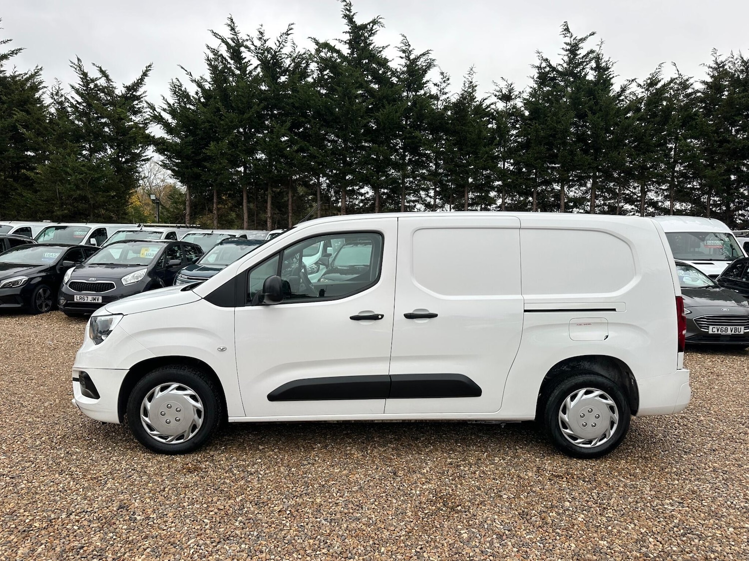 Used Vauxhall Combo for sale - 76996346: Photo 2