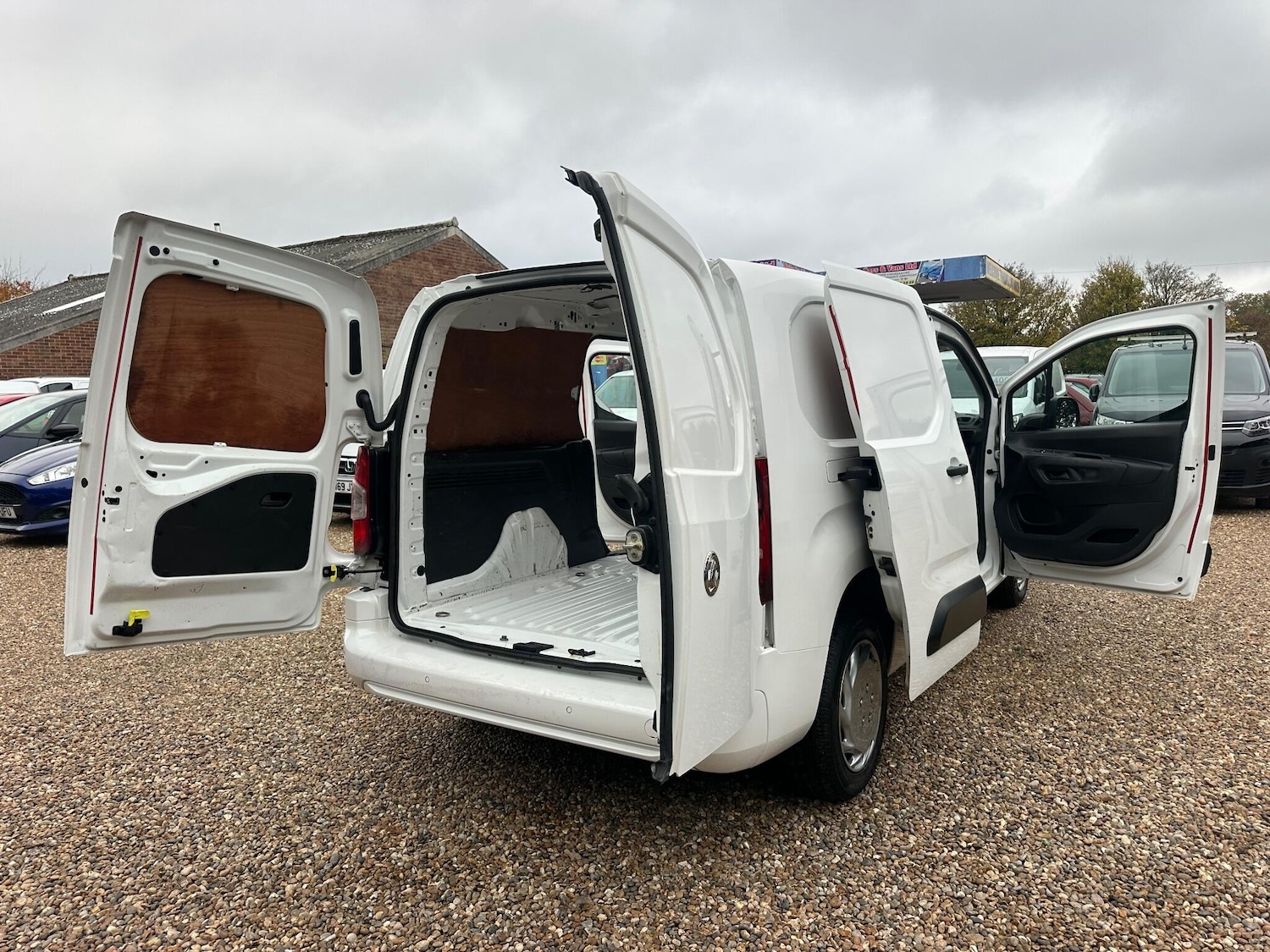 Used Vauxhall Combo for sale - 76996346: Photo 23