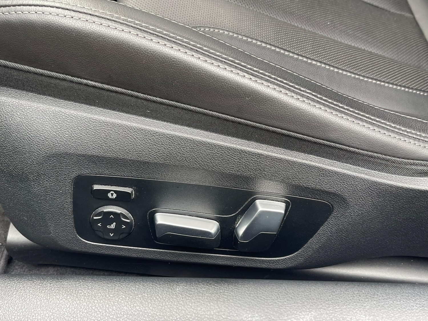 Used BMW 8 Series 2021 for sale - 77101881: Photo 38