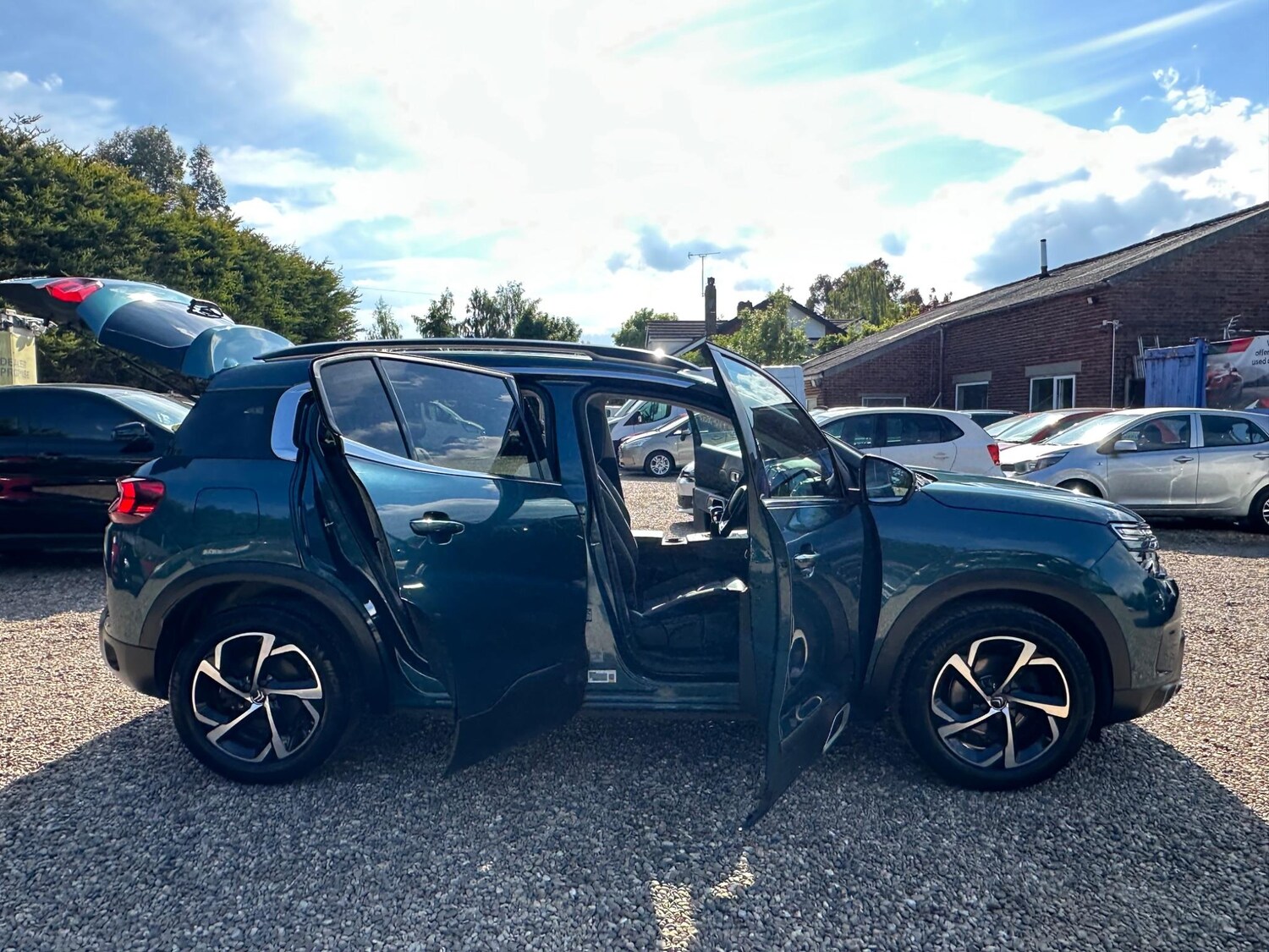 Vehicle 28