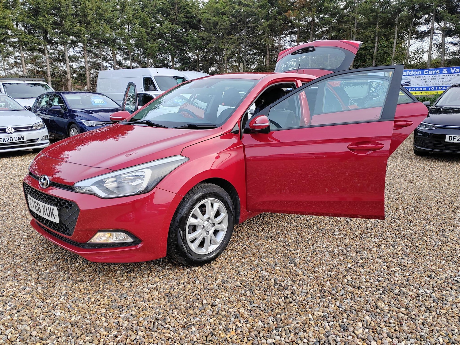 Used Hyundai i20 2017 for sale - 77573738: Photo 19