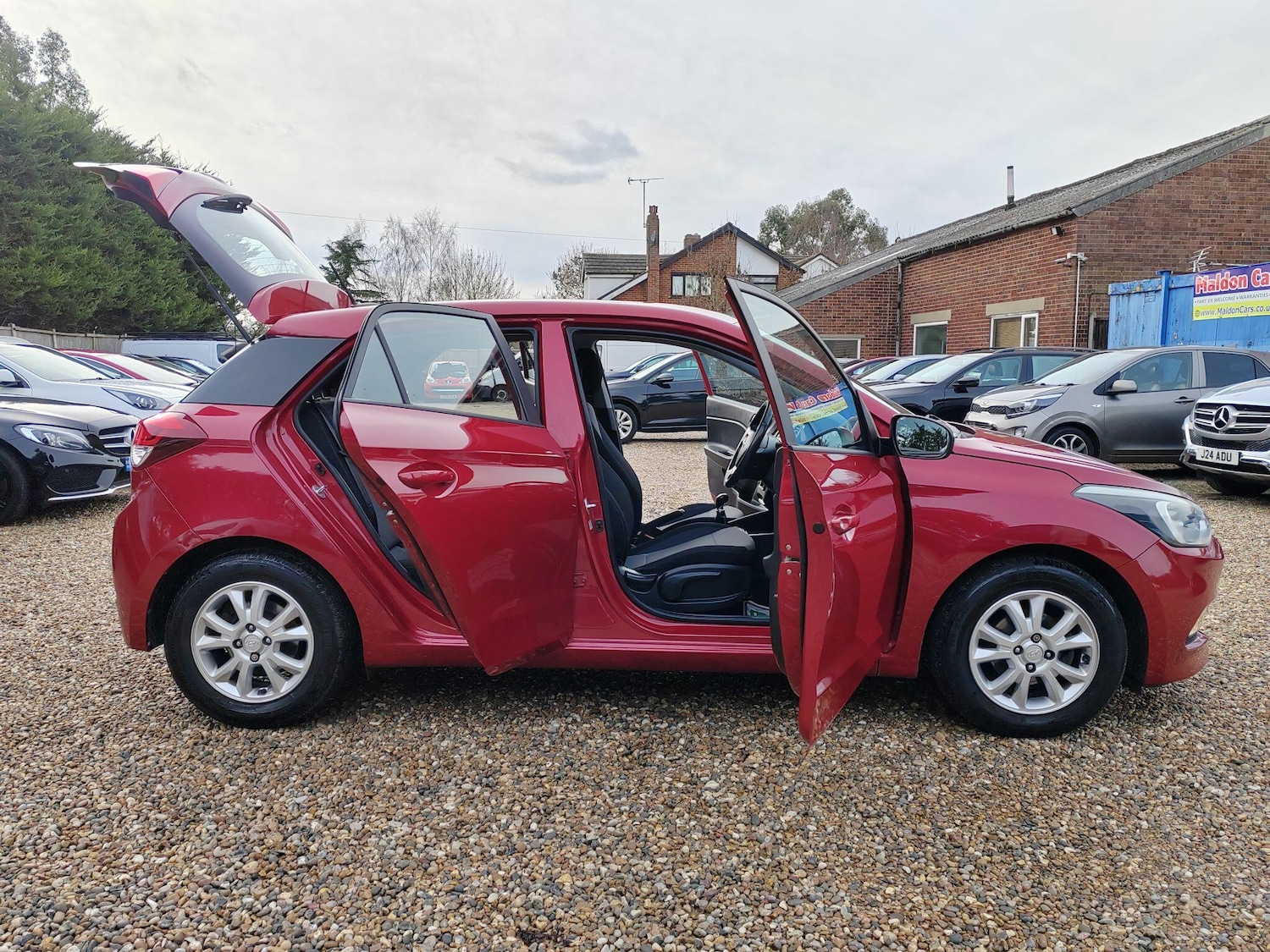Used Hyundai i20 2017 for sale - 77573738: Photo 24