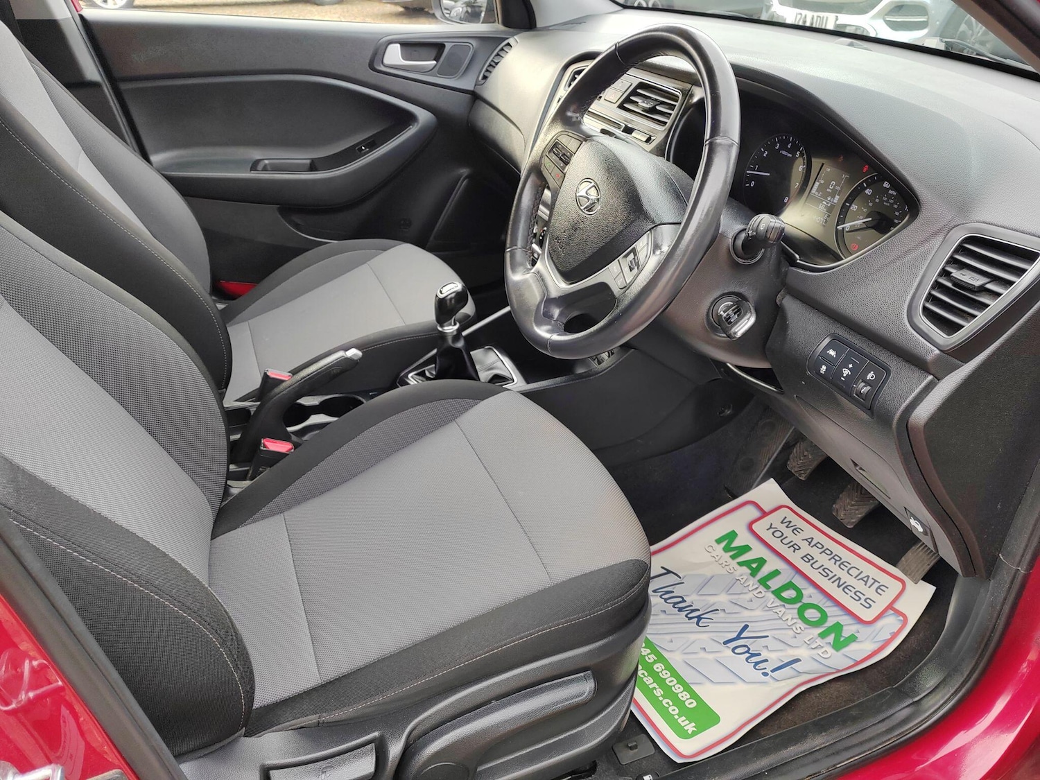 Used Hyundai i20 2017 for sale - 77573738: Photo 8