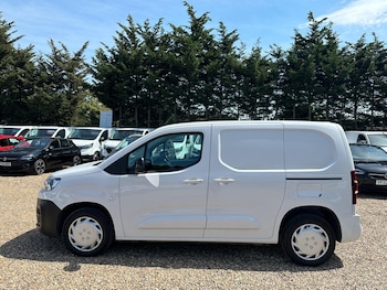Used Citroen Berlingo 2023 for sale - 79034143: Photo